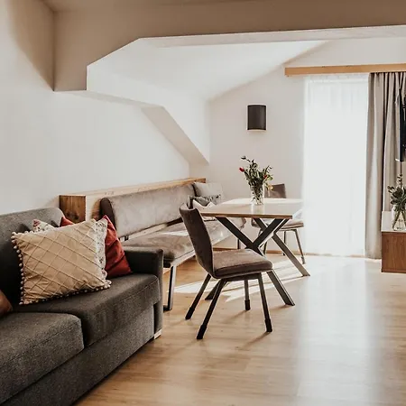 Appartement Obergrundhof *